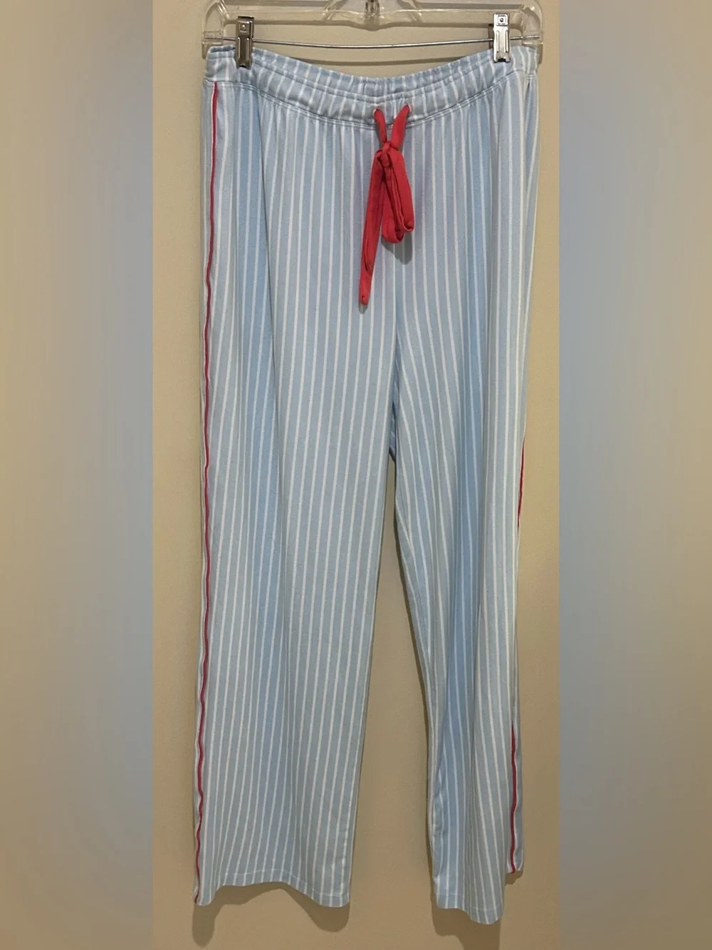 PJ Salvage ‘Crabby’ Pajamas with Sleeve Detail and Red Drawstring EUC Size Large